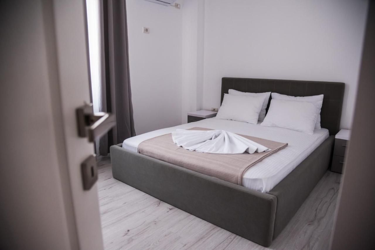 Maia Apartment นาโวดาริ ภายนอก รูปภาพ