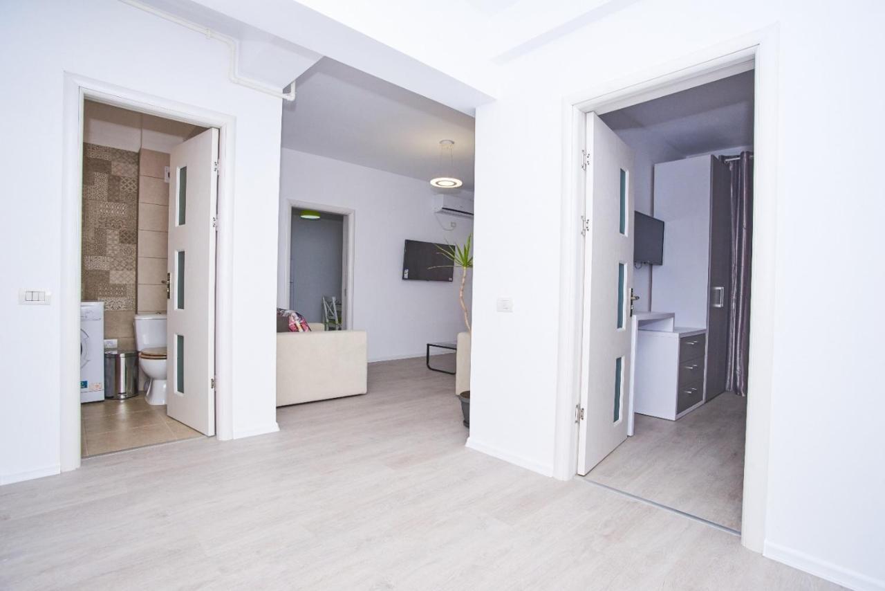 Maia Apartment นาโวดาริ ภายนอก รูปภาพ