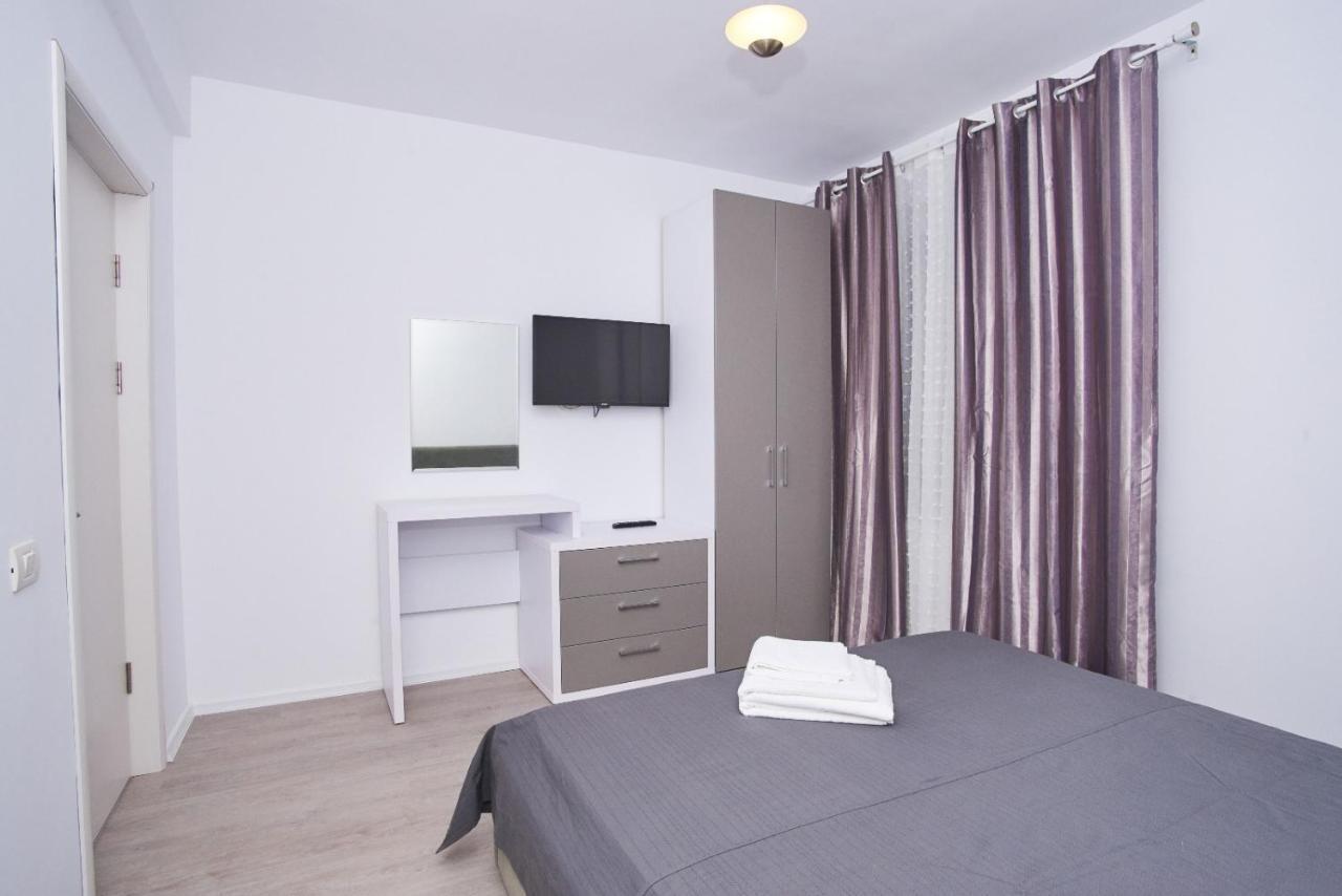 Maia Apartment นาโวดาริ ภายนอก รูปภาพ